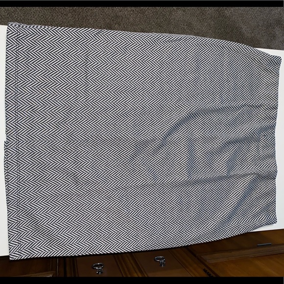 Piphany Met Pencil Skirt XL - Picture 4 of 7